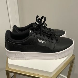 Puma Carina All Black Leather upper white sole chunky sneaker